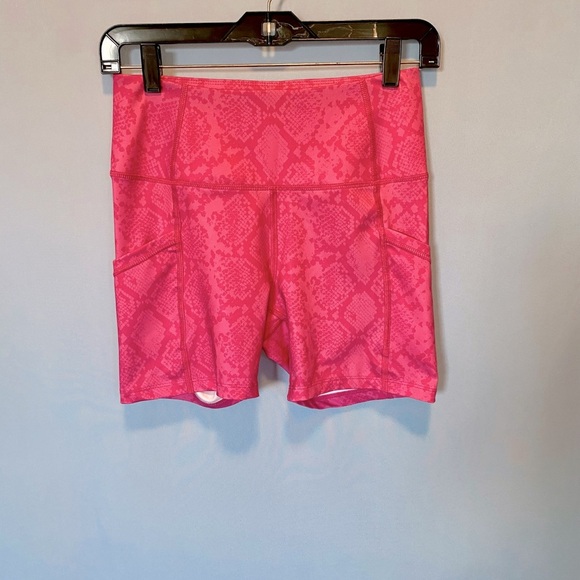 Pink Snakeskin Biker Shorts Size Small Very good condition Pockets - Picture 1 of 8
